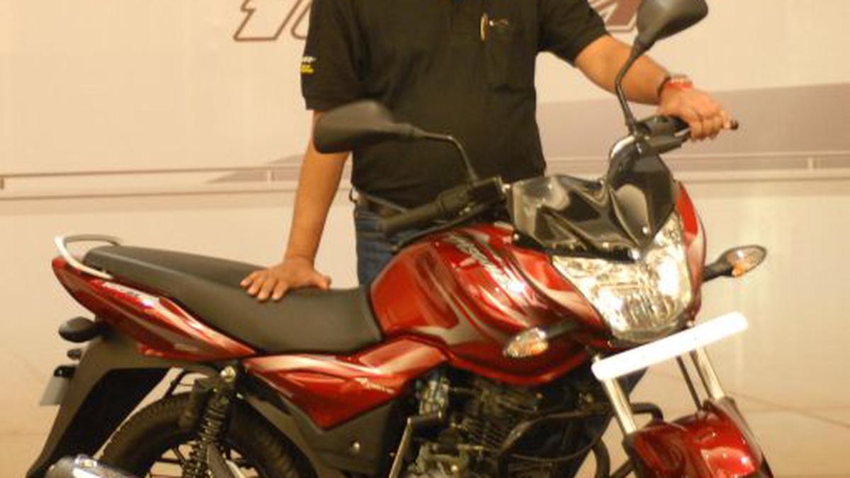 Bajaj discover m 100 hot sale